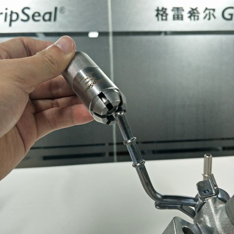 G70系列快速接头在燃油管的应用