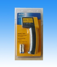 红外测温仪TN18包装